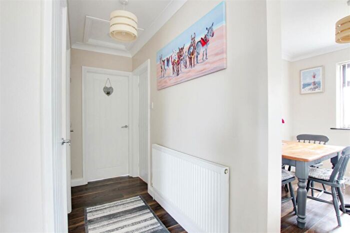2 Bedroom Detached Bungalow For Sale In Orchard Close, Mablethorpe, LN12