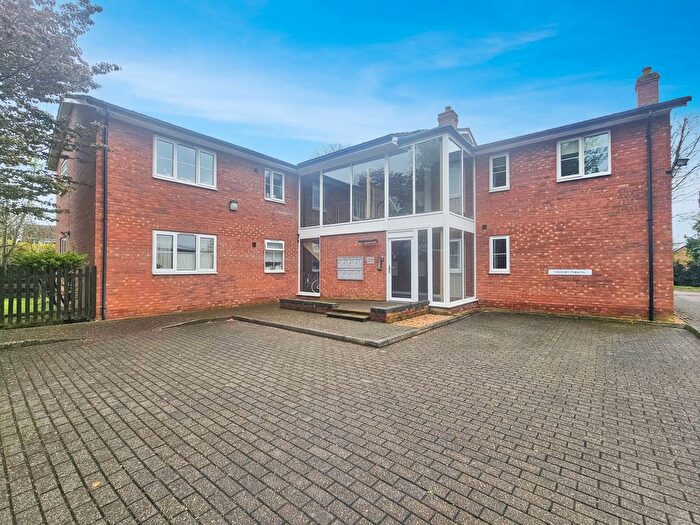 1 Bedroom Flat For Sale In New Road, Harston, CB22