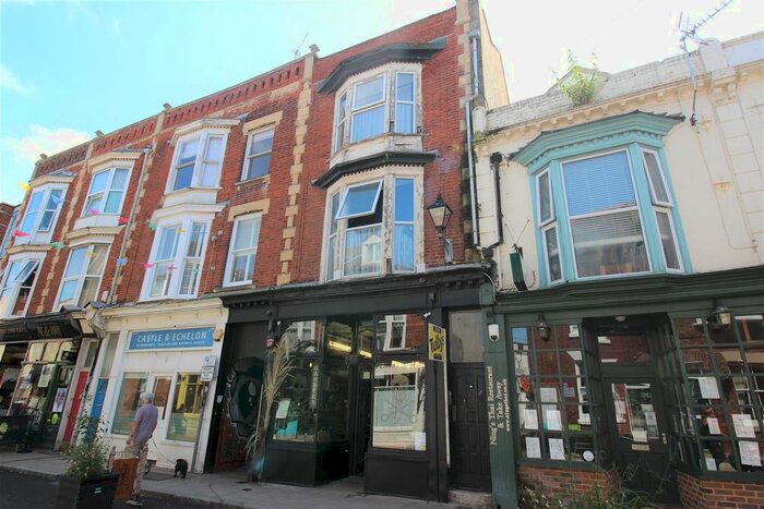 1 Bedroom Flat To Rent In Castle Road, Southsea, PO5