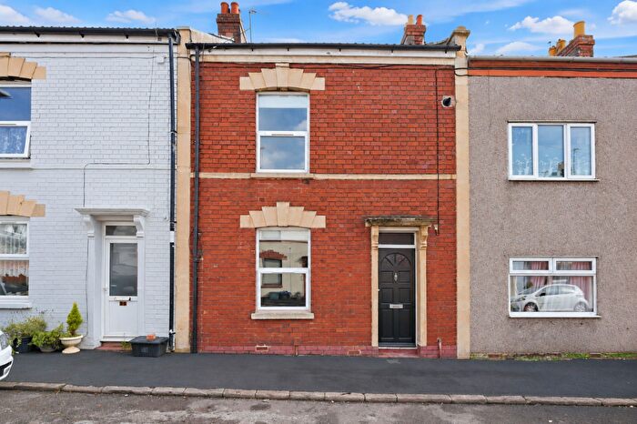 2 Bedroom Terraced House For Sale In Hanover Street, Barton Hill, BS5