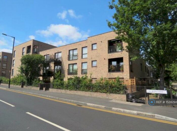 2 Bedroom Flat To Rent In Brandon Court, London, E16