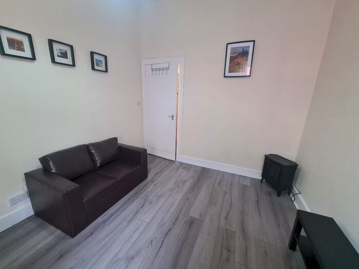 1 Bedroom Flat To Rent In Ibrox Street, Govan, Glasgow, G51