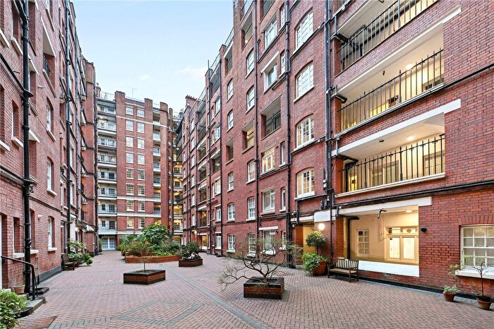 1 Bedroom Flat For Sale In Hastings Street, London, WC1H