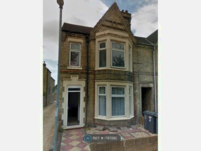 1 Bedroom Flat To Rent In D Huntly Grove, Peterbough, PE1