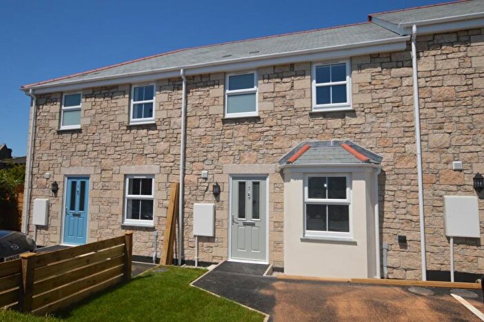 3 Bedroom End Of Terrace House To Rent In Madderns Row, Church Road, Pool, Redruth, TR15
