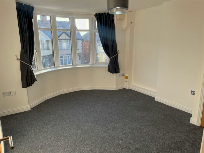 2 Bedroom Flat To Rent In White Road, Oxford, OX4