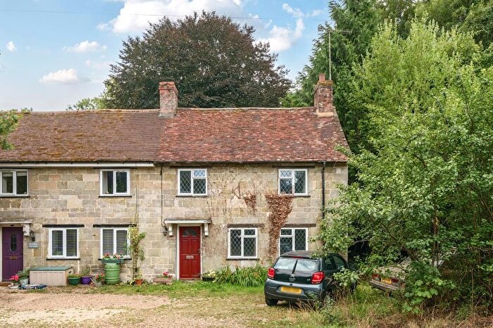 End Of Terrace House For Sale In Postmans Cottage, Shaftesbury Road, Compton Chamberlayne, Salisbury, SP3