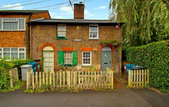 2 Bedroom End Of Terrace House To Rent In College Road, Harrow Weald, Harrow, HA3