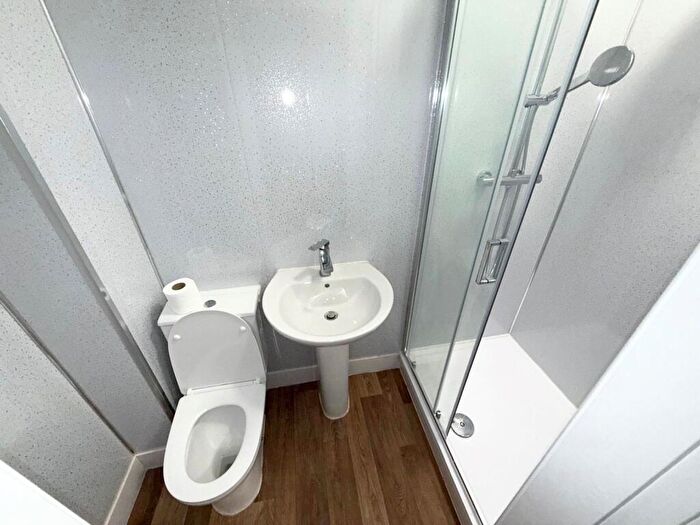 1 Bedroom House To Rent In Hartley Road, Nottingham, NG7
