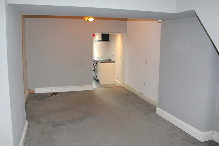 2 Bedroom Terraced House For Sale In Albert Street, Brigg, DN20