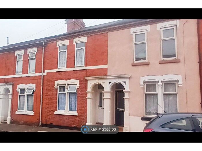 3 Bedroom Terraced House To Rent In Seymour Street, Northampton, NN5