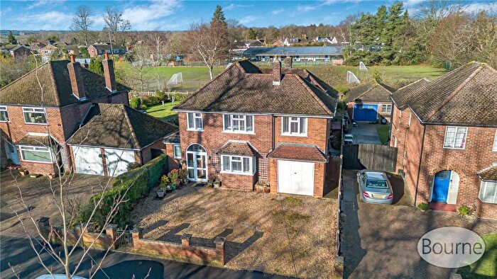 4 Bedroom Detached House For Sale In Broadway, Knaphill, Woking, Surrey, GU21