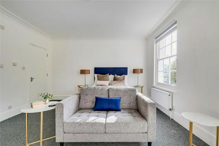 Studio To Rent In Gloucester Crescent, London, NW1
