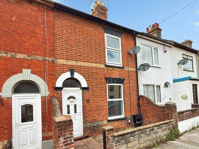 3 Bedroom Terraced House For Sale In Oxford Road, Lowestoft, Suffolk, NR32