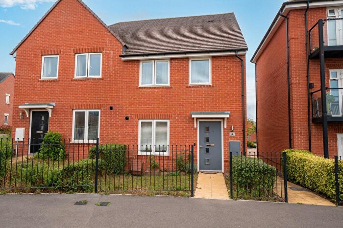 2 Bedroom Semi-Detached House For Sale In Merino Road, Andover, SP11
