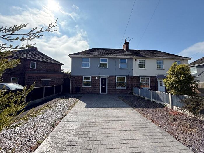 3 Bedroom Semi-Detached House To Rent In Grange Lane, Doncaster, DN11