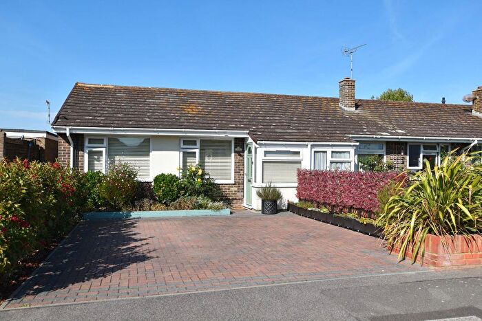 2 Bedroom Terraced Bungalow For Sale In Taylors Lane, St. Marys Bay, Romney Marsh, TN29
