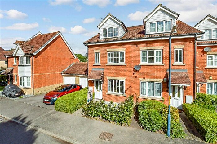 1 Bedroom Maisonette For Sale In Farleigh Hill, Farleigh Hill, Maidstone, Kent, ME15