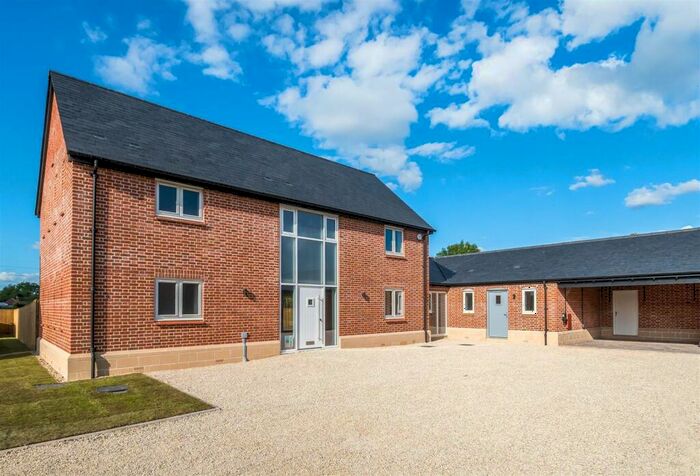 4 Bedroom Detached House For Sale In Aubreys Yard, Poulshot Road, Poulshot, SN10