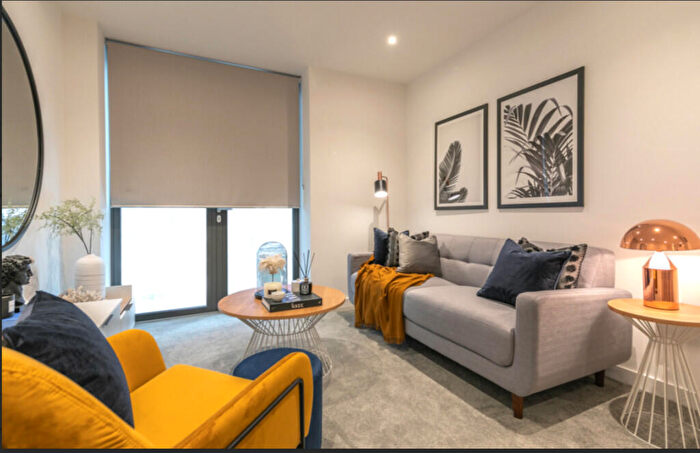 2 Bedroom Apartment To Rent In Apartment A, Wharf End, M17