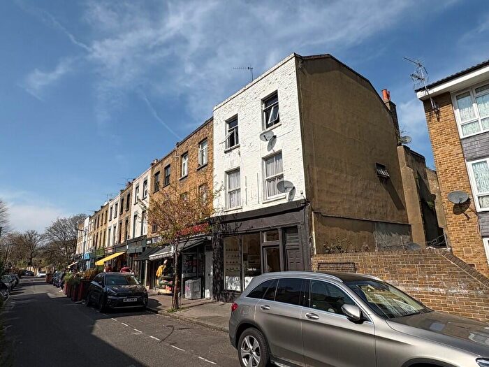 Studio To Rent In Wilton Way, London, E8