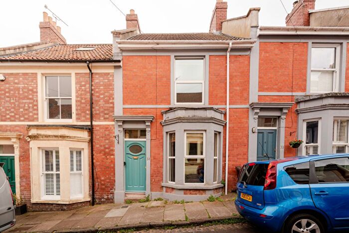 3 Bedroom Terraced House For Sale In Upper Perry Hill, Southville, Bristol, BS3