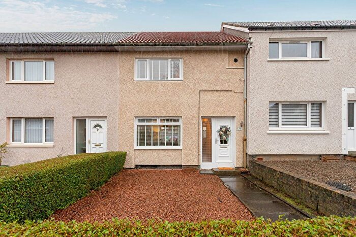 2 Bedroom Terraced House For Sale In Craigmount, Kirkcaldy, Fife, KY2