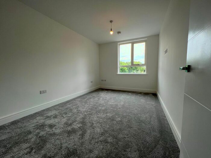1 Bedroom Flat To Rent In Windmill Lane, Cheshunt, Waltham Cross, EN8