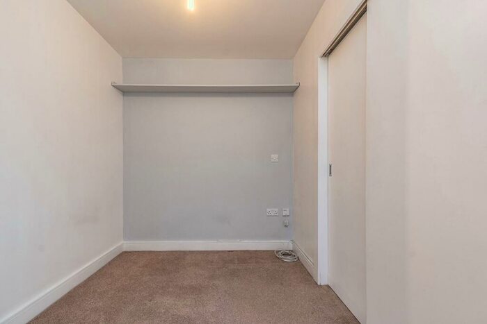 1 Bedroom Flat To Rent In Chatham Quays Dock Head Road, Chatham, Kent, ME4