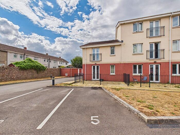 1 Bedroom Flat For Sale In Frome Court, Thornbury, Bristol, BS35