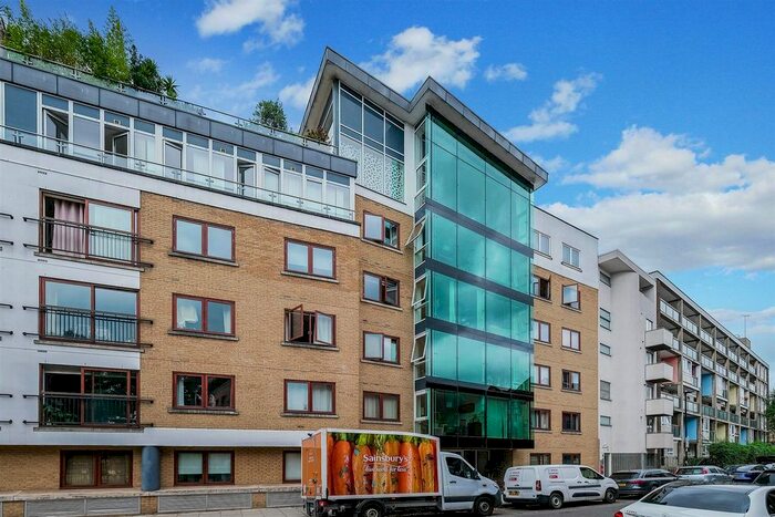 1 Bedroom Flat To Rent In Graham Street, London, N1
