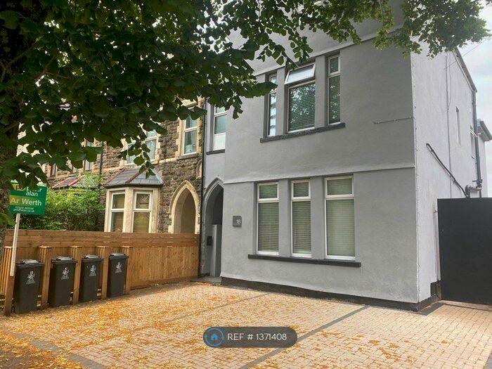 2 Bedroom Flat To Rent In Stacey Rd, Cardiff, CF24