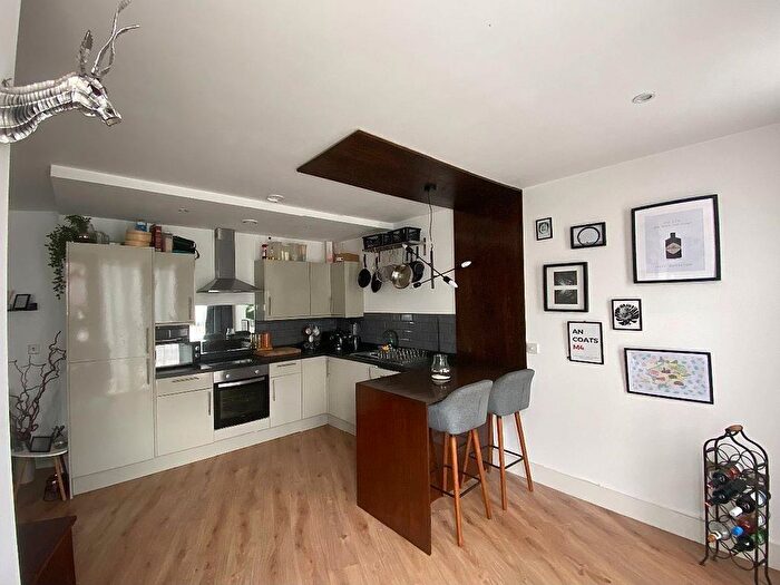 2 Bedroom Flat To Rent In Ovalle, Pollard Street, Manchester, M4