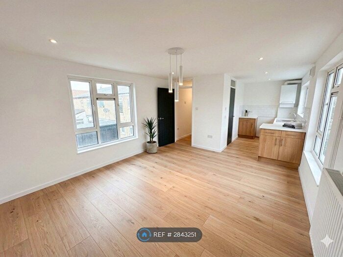 1 Bedroom Flat To Rent In Nuns Way, Cambridge, CB4