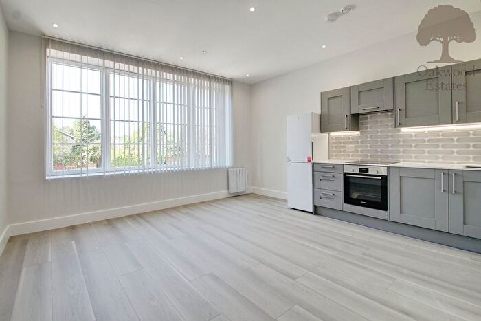 1 Bedroom Flat To Rent In Centrum House, Station Road, Egham, TW20