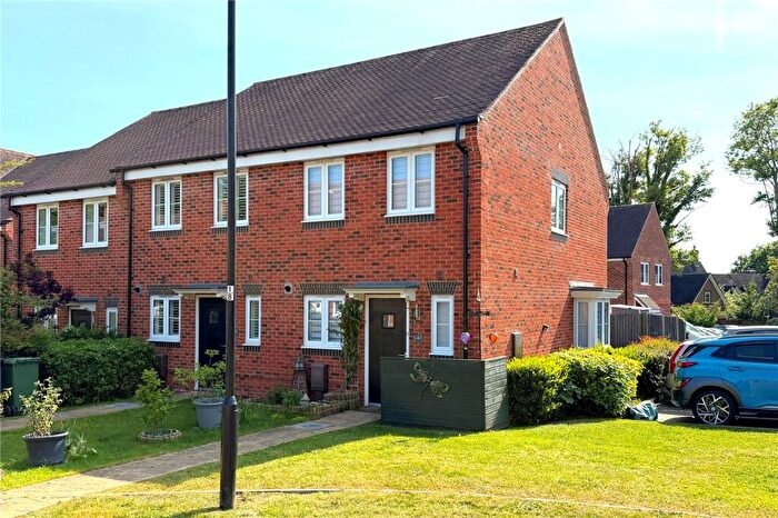 2 Bedroom End Of Terrace House For Sale In Oak Tree Close, Rowlands Castle, Hampshire, PO9