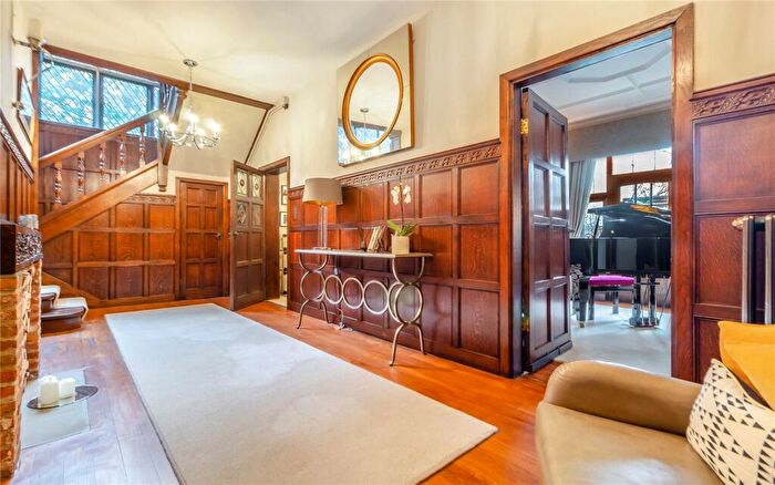 5 Bedroom Detached House For Sale In Newmarket Road, Norwich, Norfolk, NR4