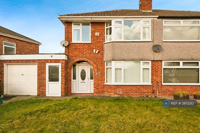 3 Bedroom Semi-Detached House To Rent In Dolphin Crescent, Great Sutton, Ellesmere Port, CH66