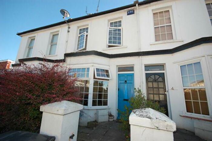 2 Bedroom House To Rent In Barden Road, Eastbourne, BN22