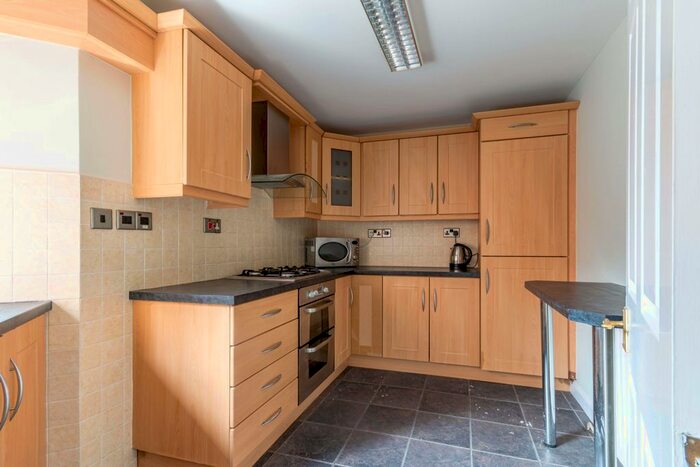 2 Bedroom Flat To Rent In East Parkside, Edinburgh, EH16