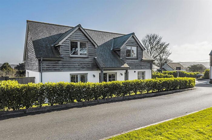 4 Bedroom Detached House For Sale In Greenwith Hill, Perranwell Station, TR3