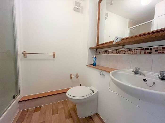 Studio To Rent In Clarkes Drive, Uxbridge, Middlesex, UB8