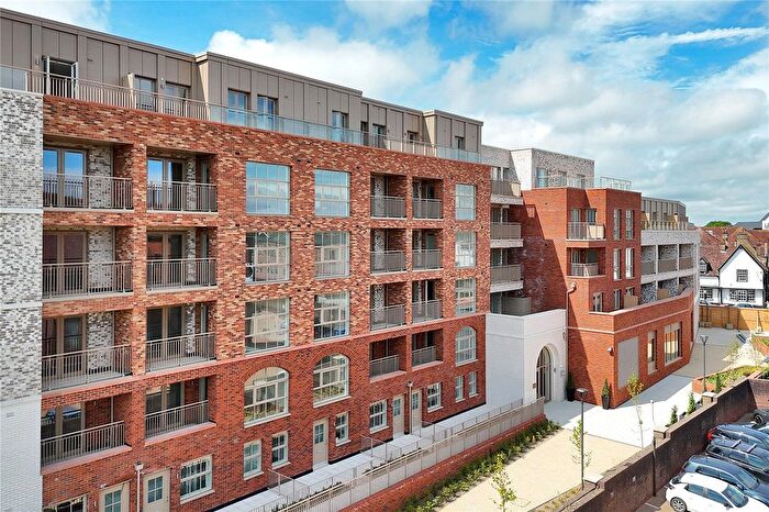 2 Bedroom Flat For Sale In Chandlers Place, High Street, Sevenoaks, Kent, TN13