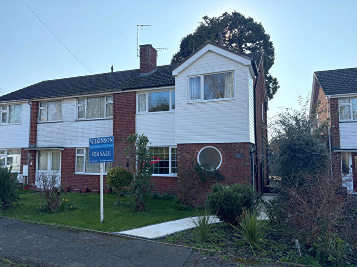 3 Bedroom Semi-Detached House For Sale In Churchill Grove, Newtown, Tewkesbury, GL20