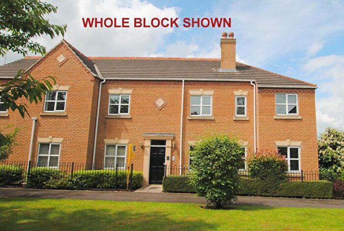 2 Bedroom Flat To Rent In Walnut Tree Court, Higham Ferrers, Rushden, NN10