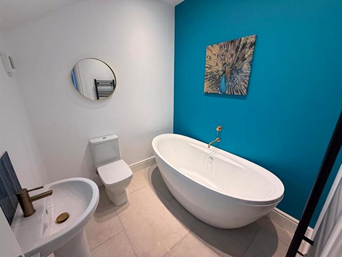 3 Bedroom House To Rent In *Stunning Bedroom Detached House* Century Road, Retford .Must See!!, DN22