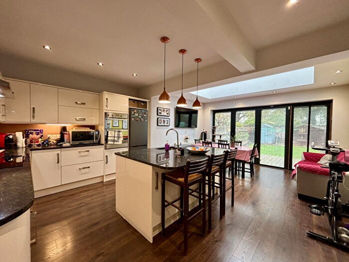 3 Bedroom House To Rent In Ravenscroft Road, Beckenham, BR3