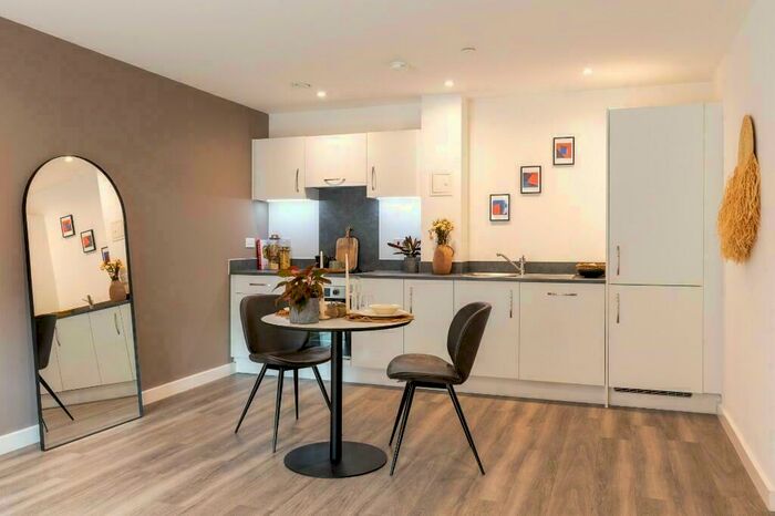 1 Bedroom Flat To Rent In Flat, Sherborne Place, Birmingham, B16