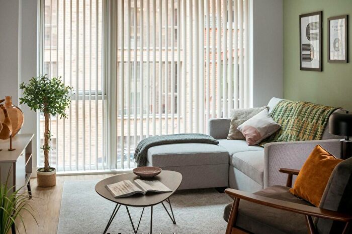 2 Bedroom Apartment To Rent In Lower Essex Street, Birmingham, B5