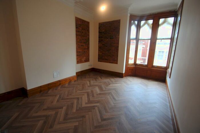 2 Bedroom Flat To Rent In Old Christchurch Road, BH1